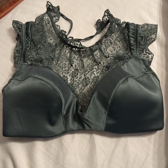 NWT Victoria’s secret dream angles high neck satin/lace plunge 32DD green - Picture 2 of 4